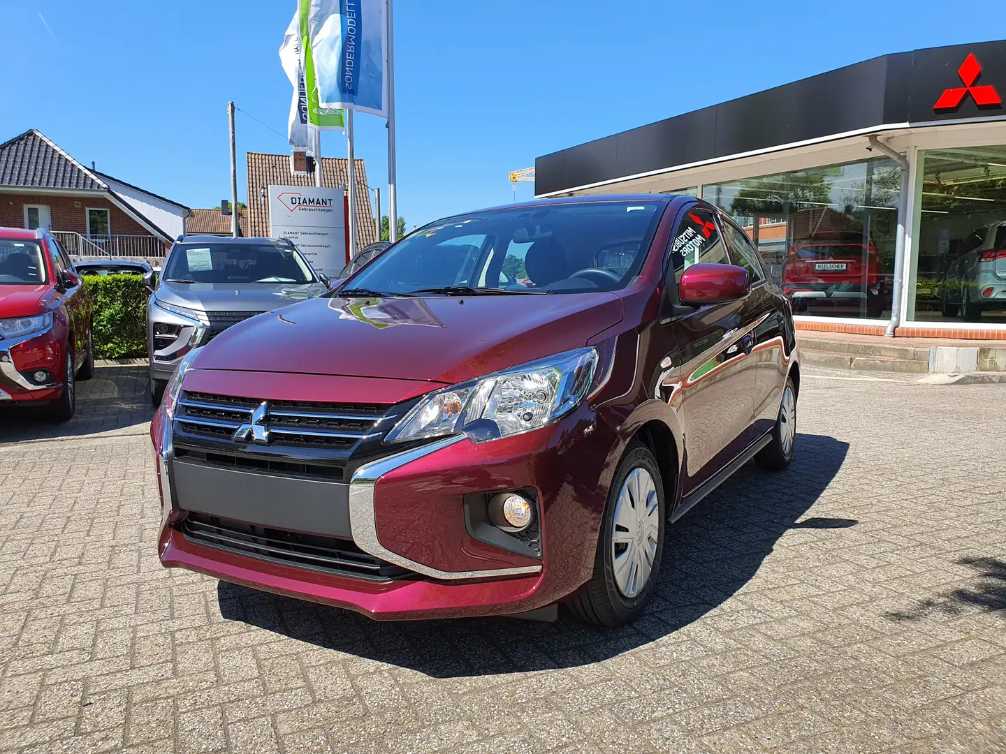 Mitsubishi Space Star Select 1.2 MIVEC 5-Gang Rouge - 1