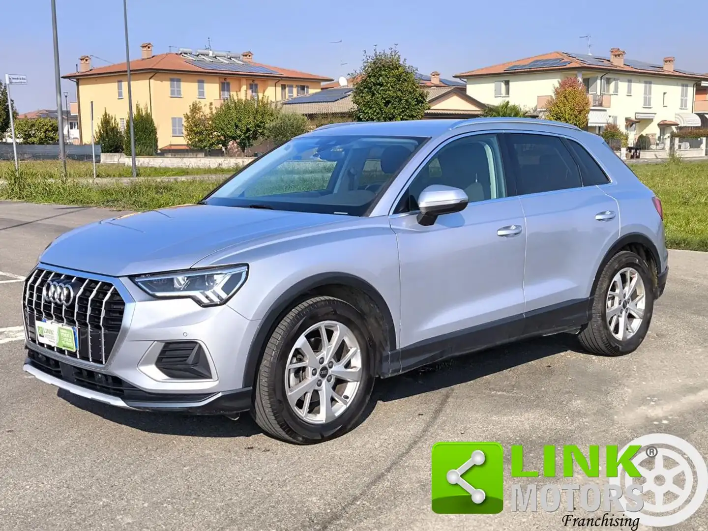 Audi Q3 35 TDI Business Advanced Argent - 1