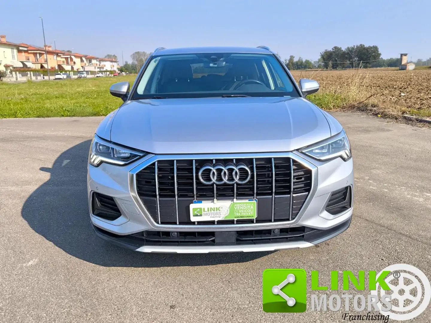Audi Q3 35 TDI Business Advanced Argent - 2
