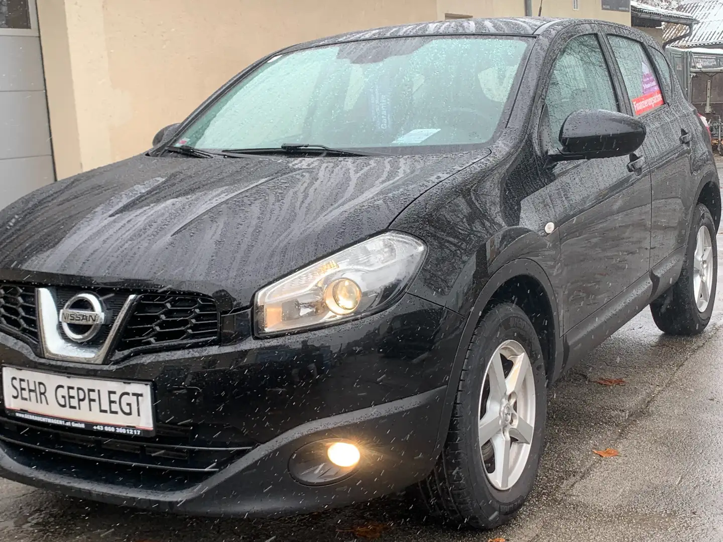 Nissan Qashqai servicegepflegt sparsam sauber gepflegt + Garantie Schwarz - 1