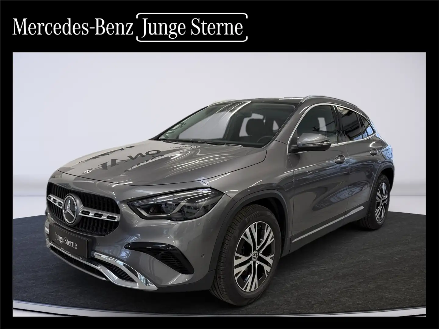Mercedes-Benz GLA 180 d Österreich-Edition Navi Kamera AHK Sitzh. Grau - 1
