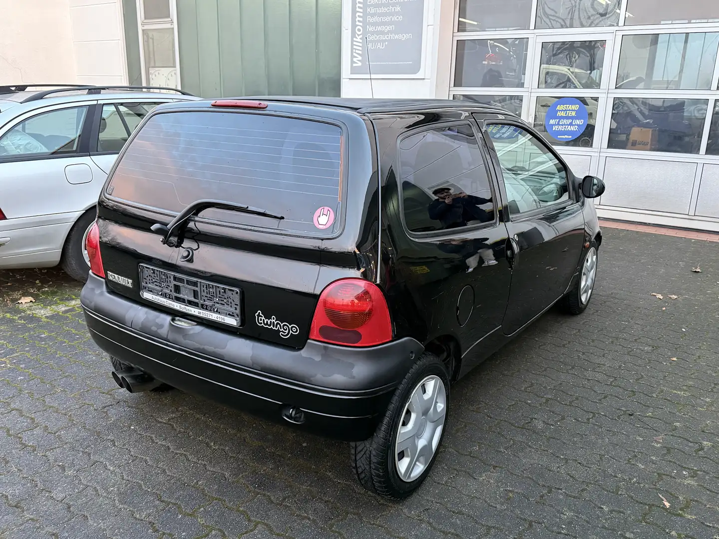 Renault Twingo Twingo 1.2 16V Falldach,Klima,ZV-,Servo,Airbags Schwarz - 2
