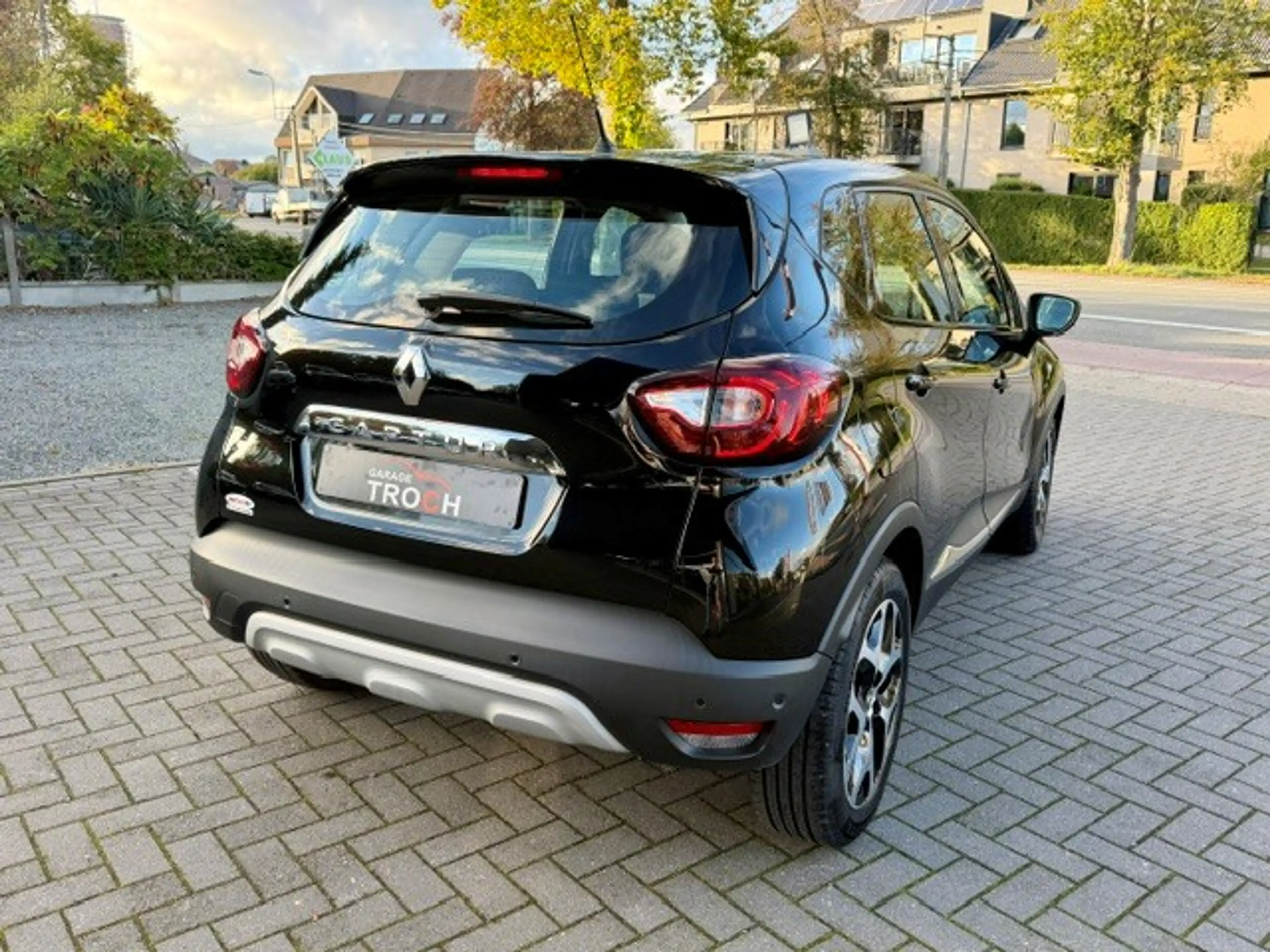 Renault Captur Captur 1.33 TCe Intens 130pK Nieuwstaat slechts 10605Km/Keyless/PDC V&A + Camera/enz.. — photo 7