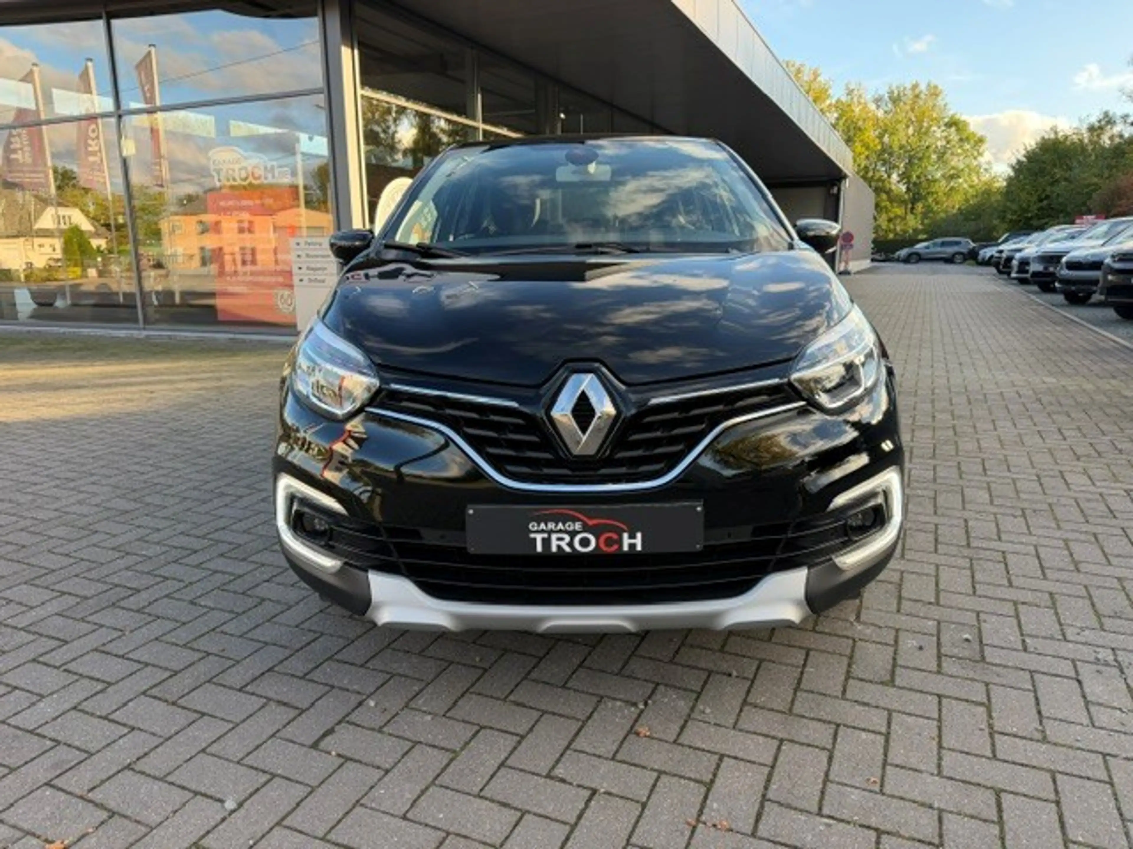 Renault Captur Captur 1.33 TCe Intens 130pK Nieuwstaat slechts 10605Km/Keyless/PDC V&A + Camera/enz.. — photo 3