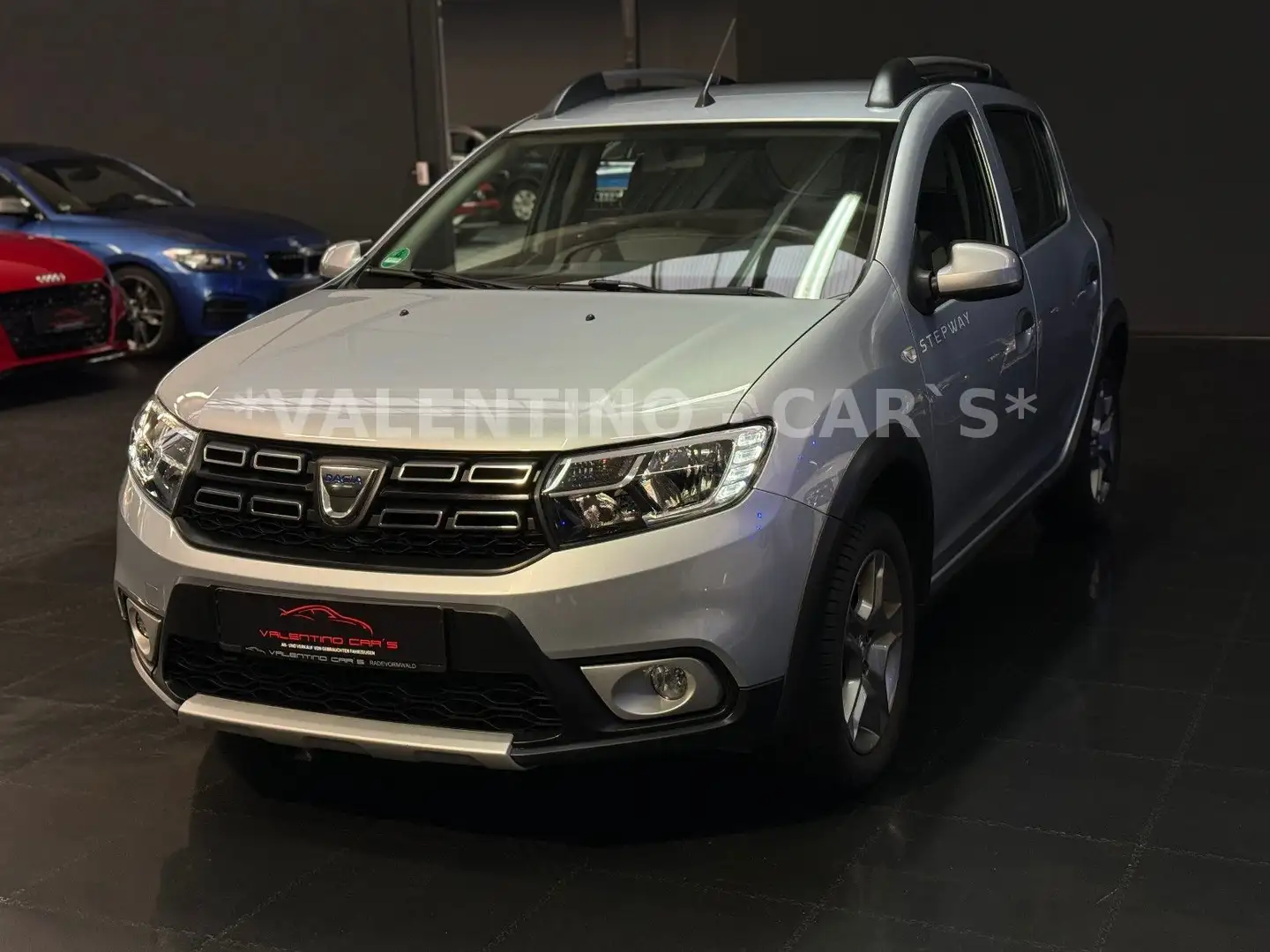 Dacia Sandero II Stepway Prestige Navi/Kamera/Temp/Led Grau - 2