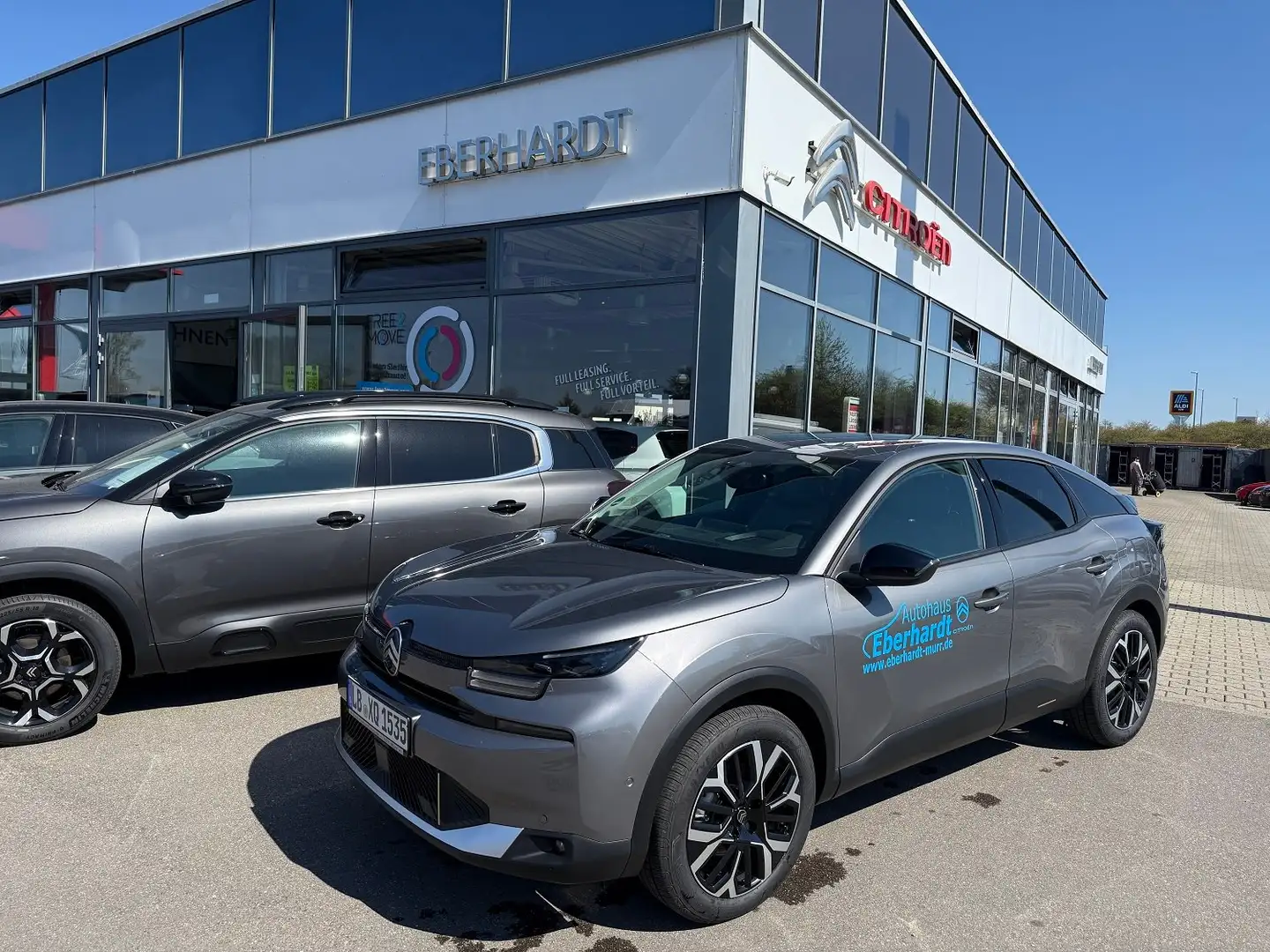 Citroen C4 Hybrid 136 ëDCS6 Max Automatik Grau - 1