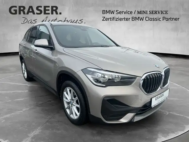 BMW X1 view 9