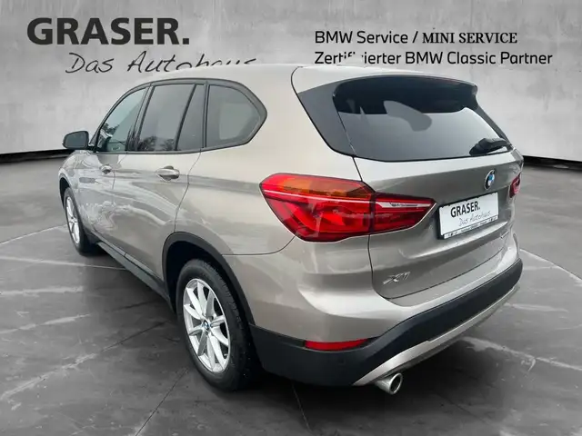 BMW X1 view 4