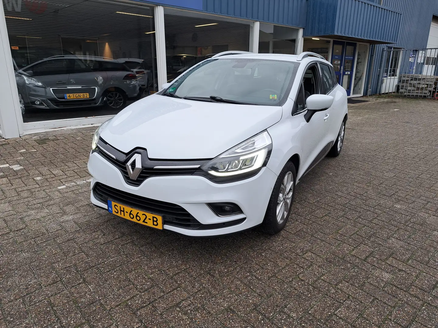 Renault Clio Estate 1.2 TCe Intents Bianco - 1