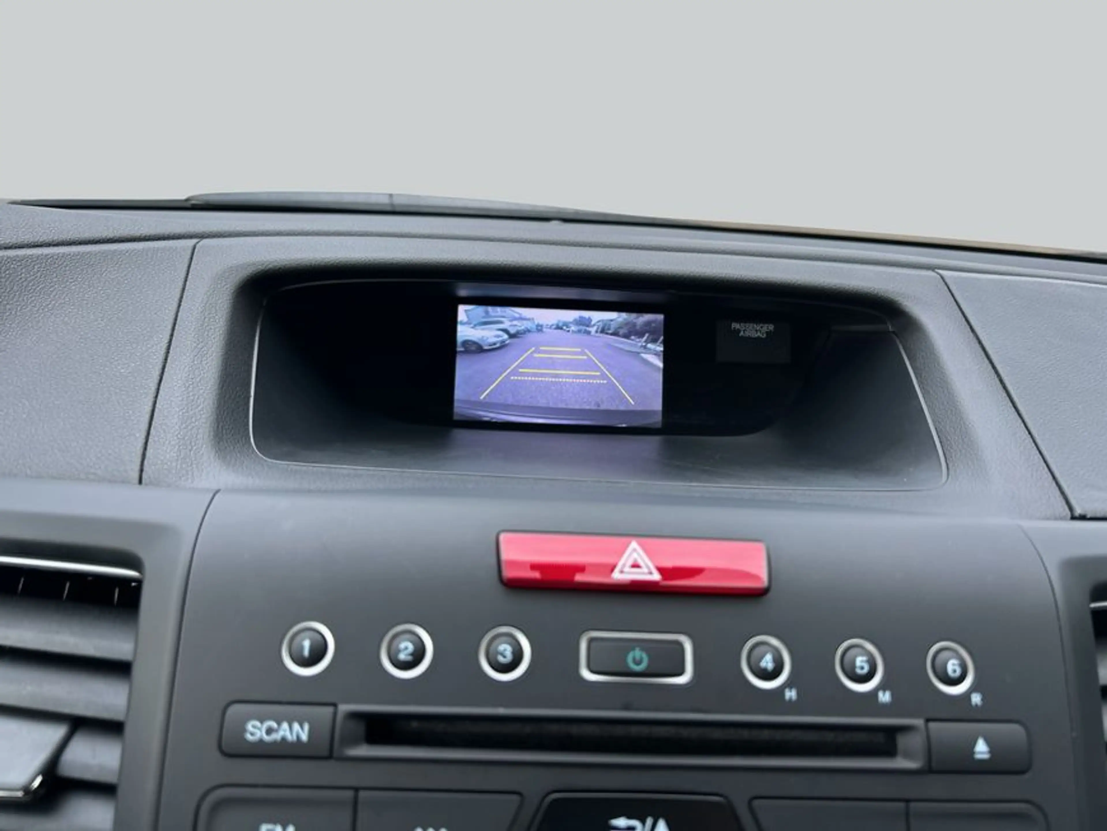 Honda CR-V 2.0i-VTEC 4WD Comfort — photo 18
