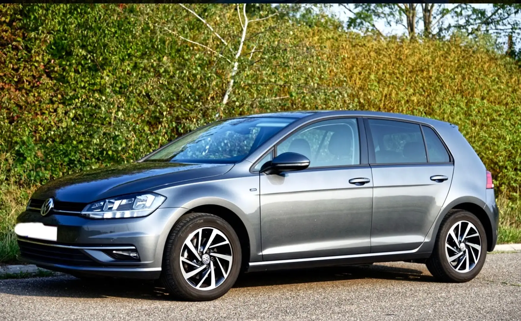 Volkswagen Golf Golf Join, AHK, StandHZ, Klima, Navi, Scheckheft Grau - 1