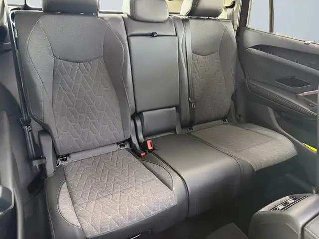 Volkswagen Tayron view 11