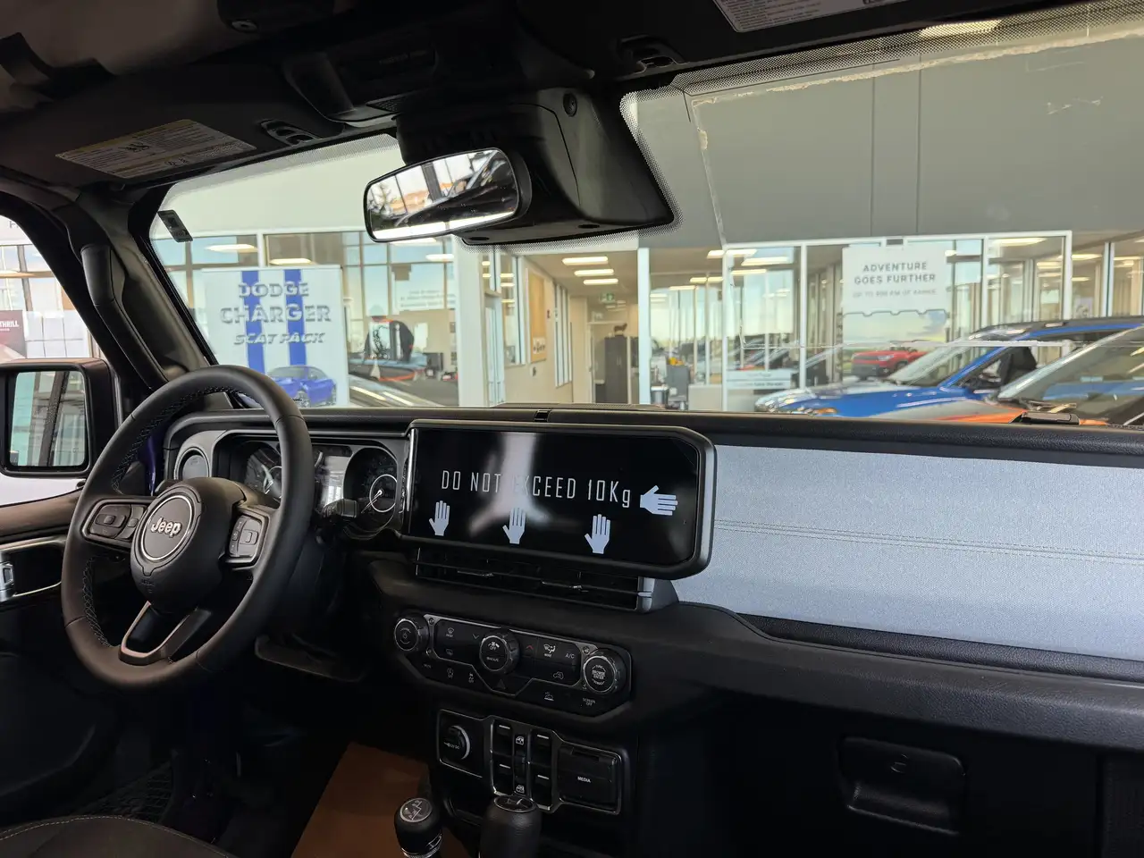 Jeep Gladiator снимка Jeep Gladiator