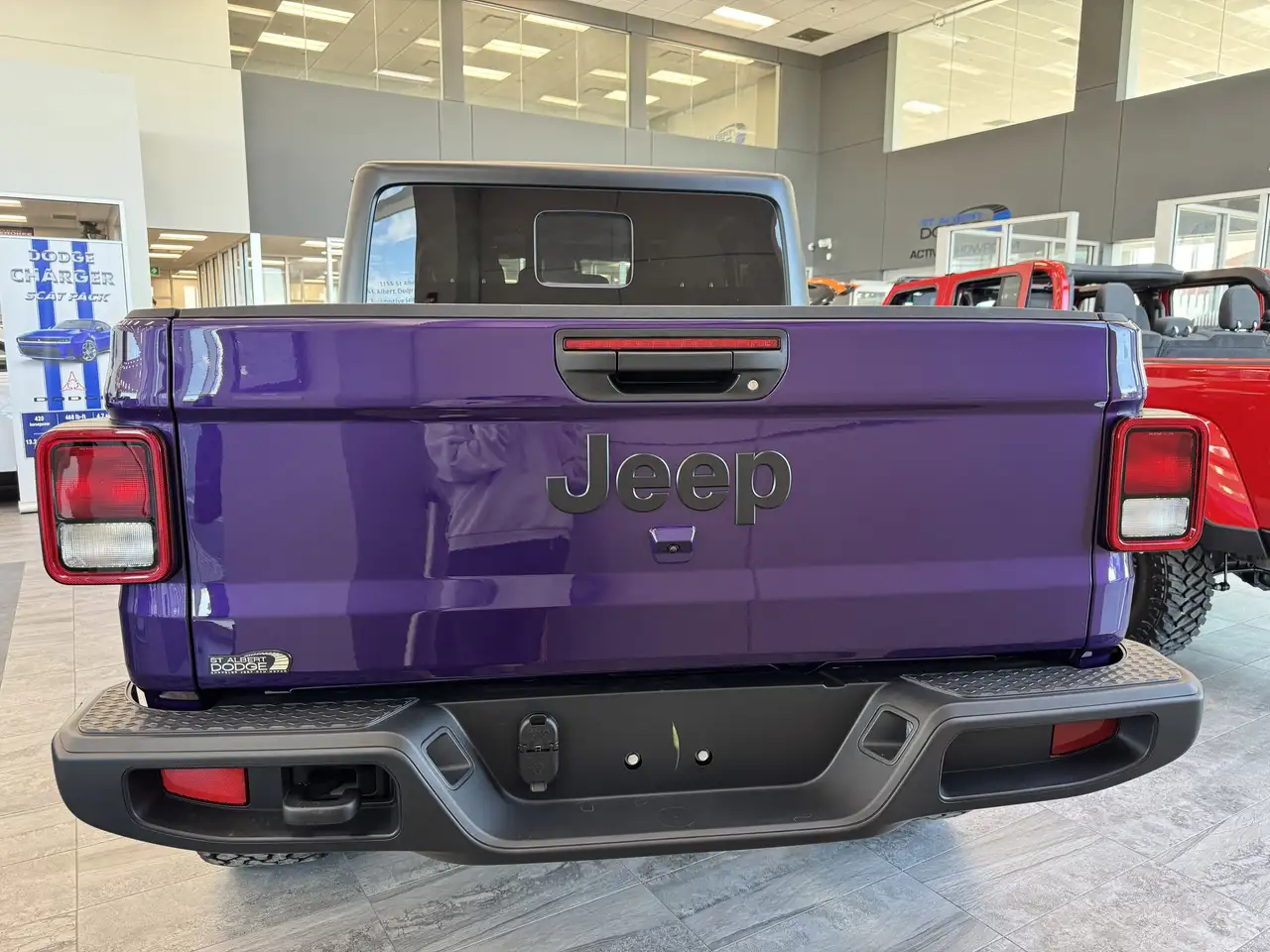 Jeep Gladiator снимка Jeep Gladiator