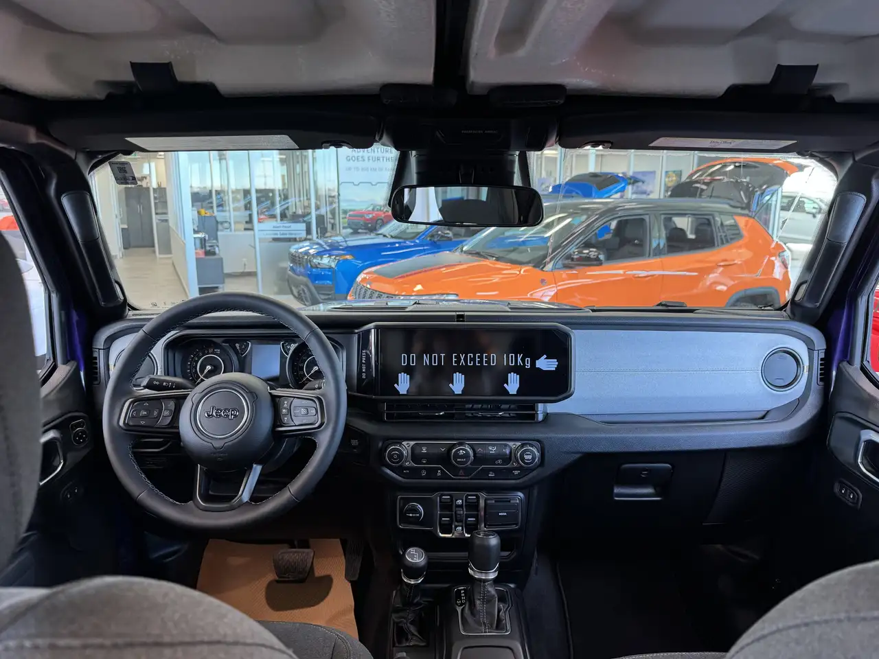 Jeep Gladiator снимка Jeep Gladiator