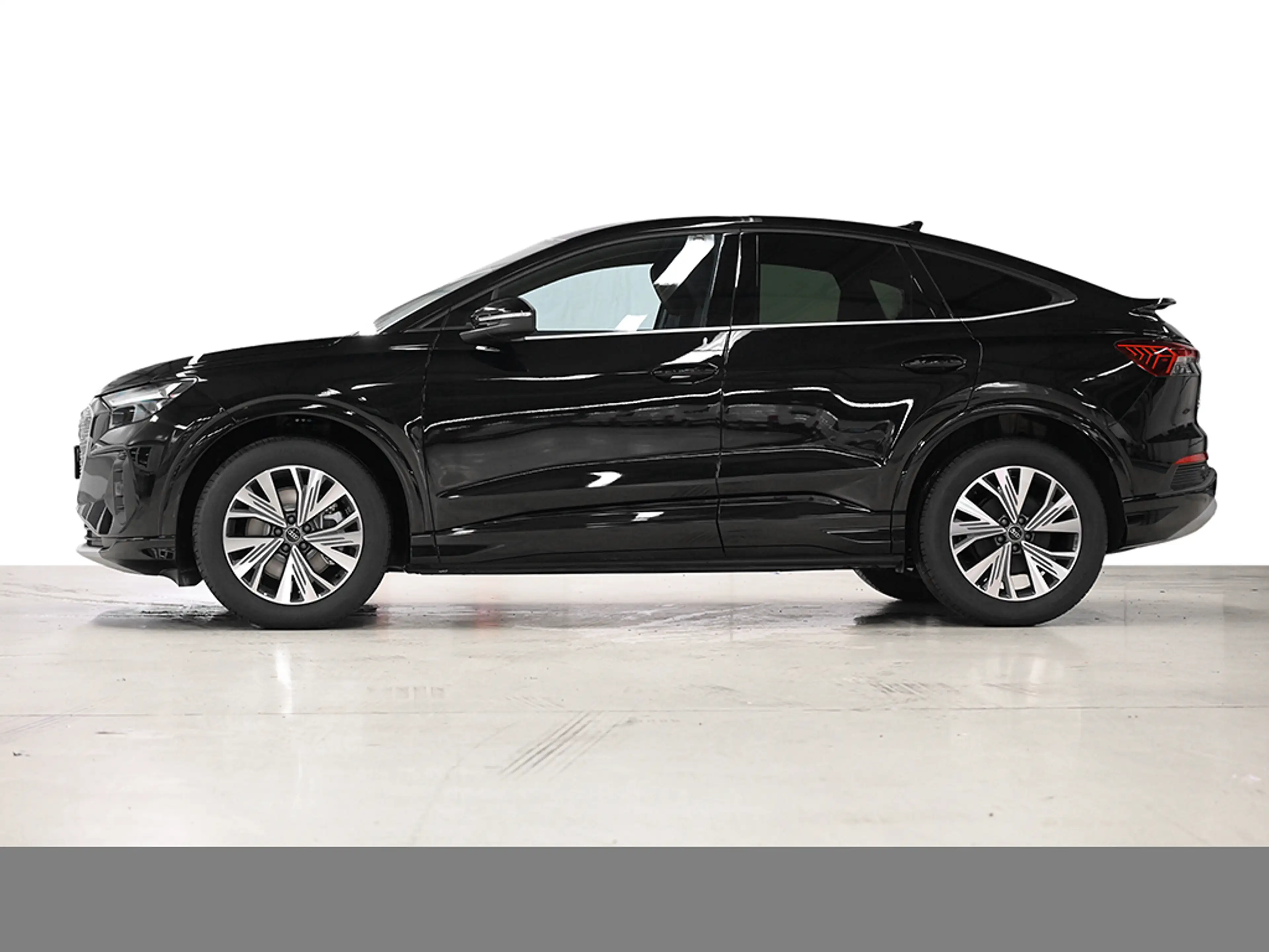 Audi Q4 e-tron Sportback 40 advanced WÄRMEPUMPE LM19 — photo 3