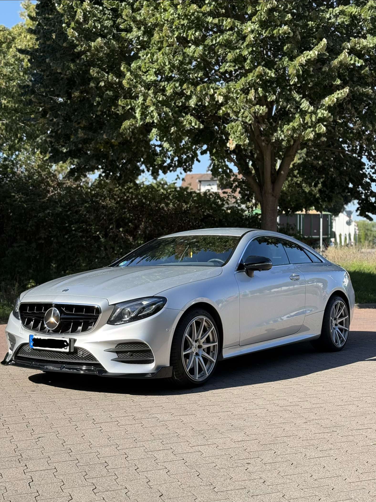 Second hand Mercedes Benz E-Class 400