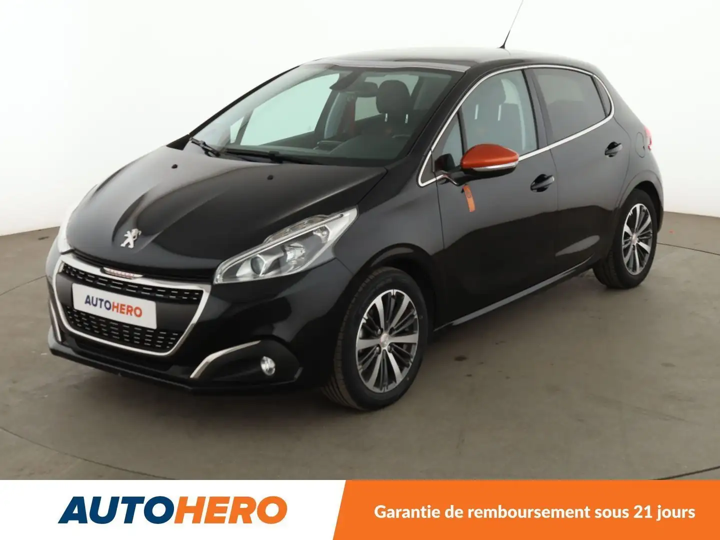 Peugeot 208 1.2 PureTech Roland Garros Noir - 1