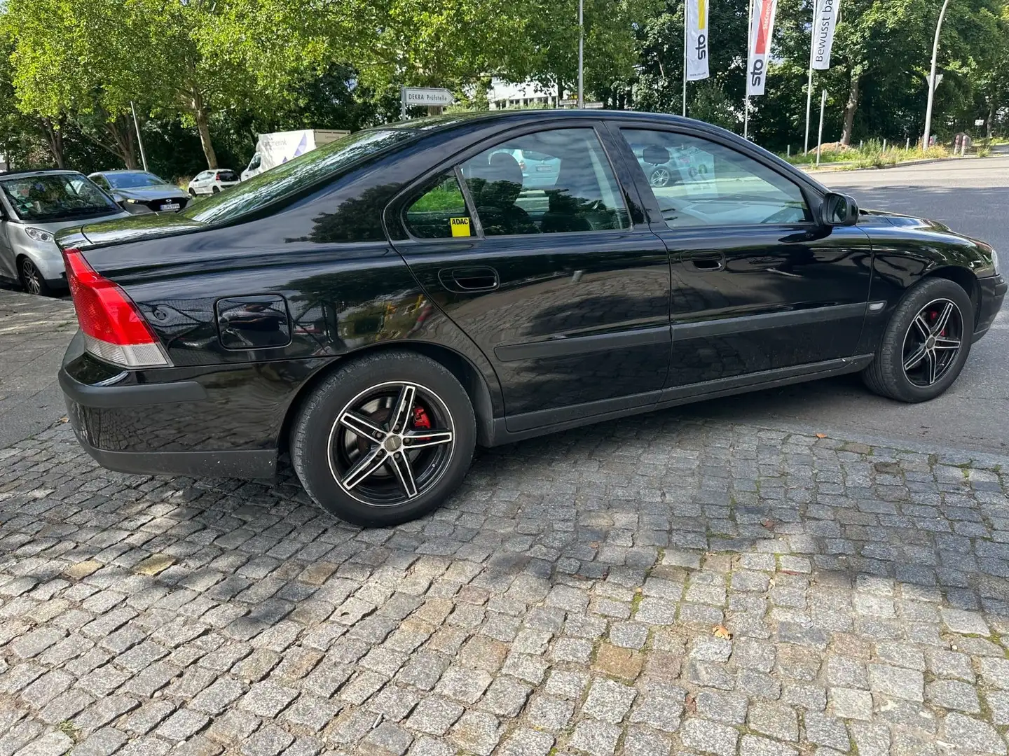 Volvo S60 2.4 Premium Negro - 2