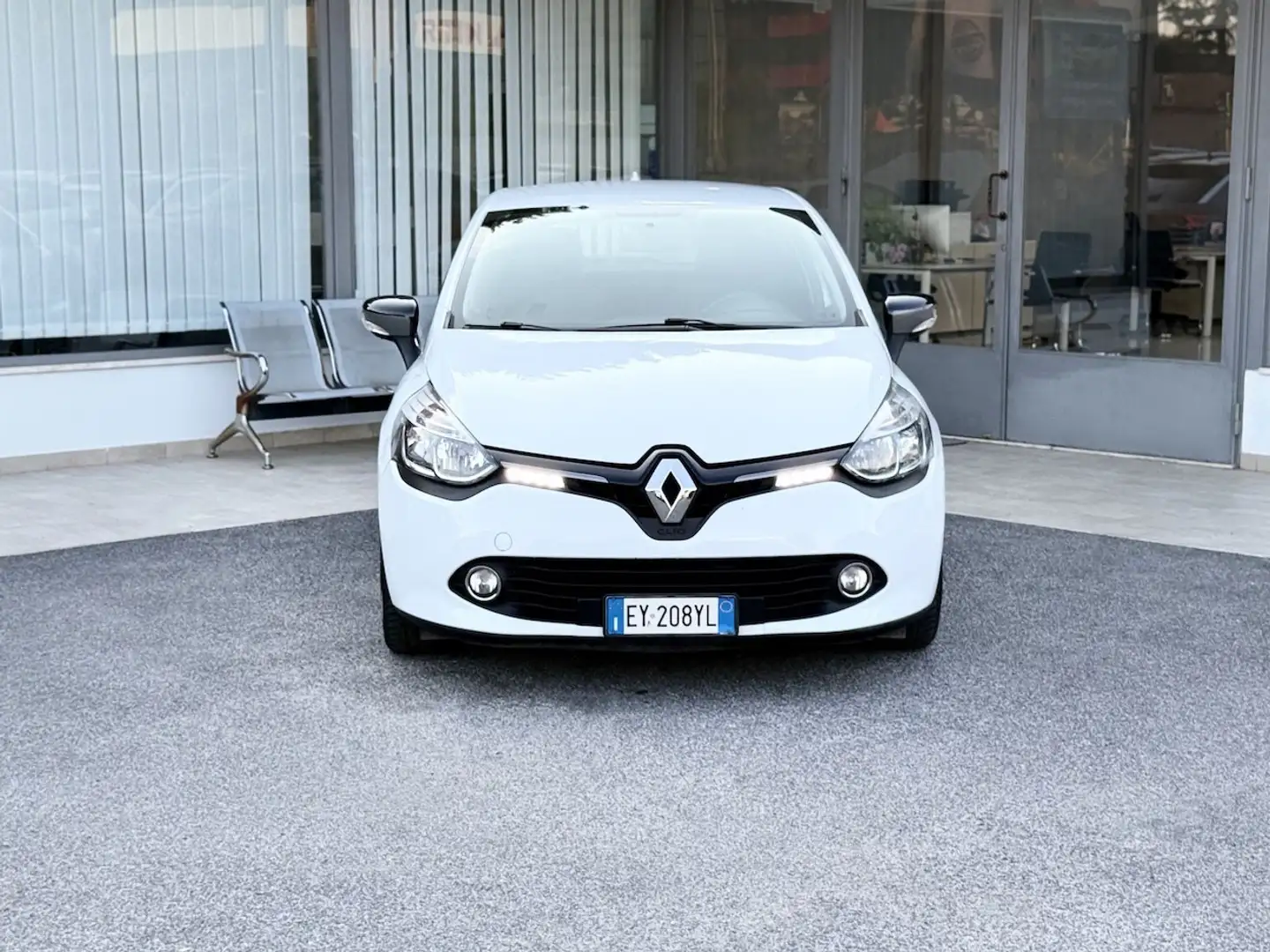 Renault Clio 1.2 Benzina 75CV E5 Neo. - 2015 Bianco - 2