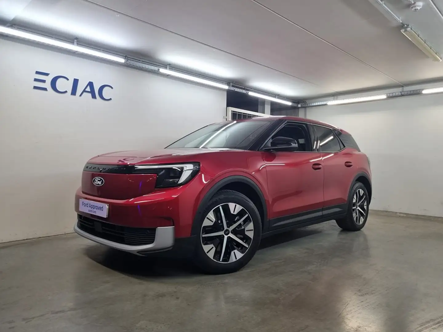 Ford Explorer 77 kWh Extrended Range RWD Rouge - 1