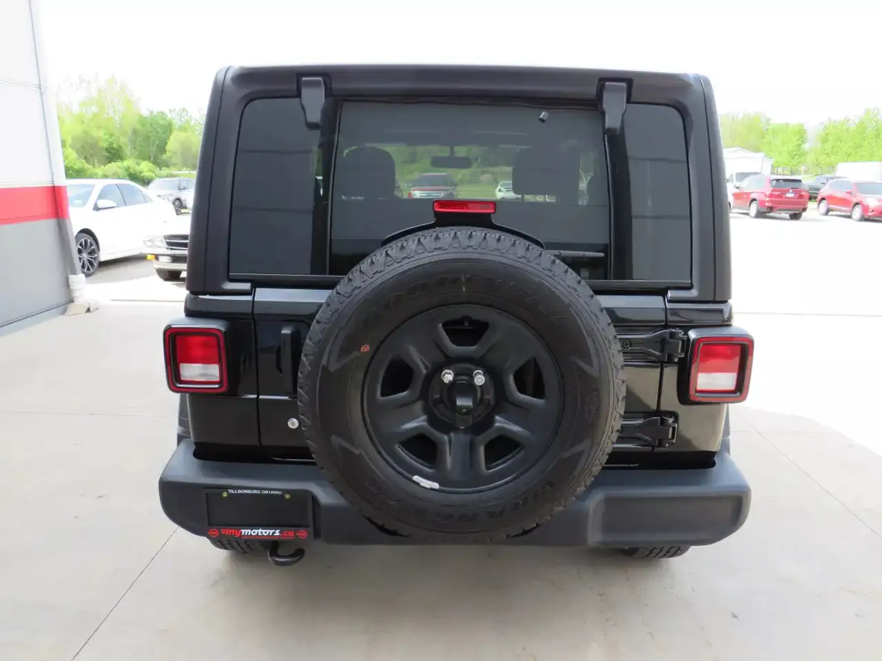 Jeep Wrangler снимка Jeep Wrangler