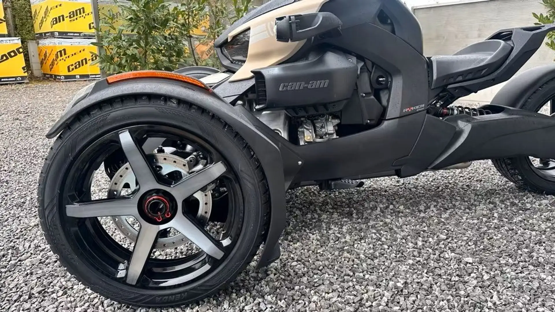 Can-Am Ryker Can-Am Ryker 900 Sport MY25 – 3-Rad Motorrad Чёрный - 2