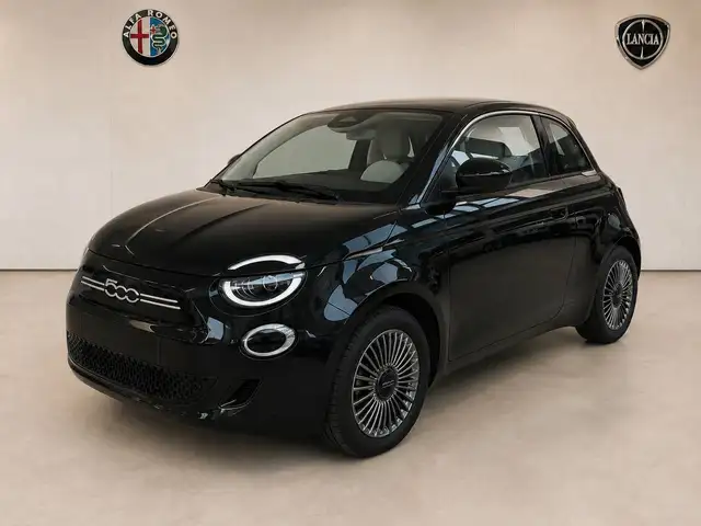 Fiat 500 view 2