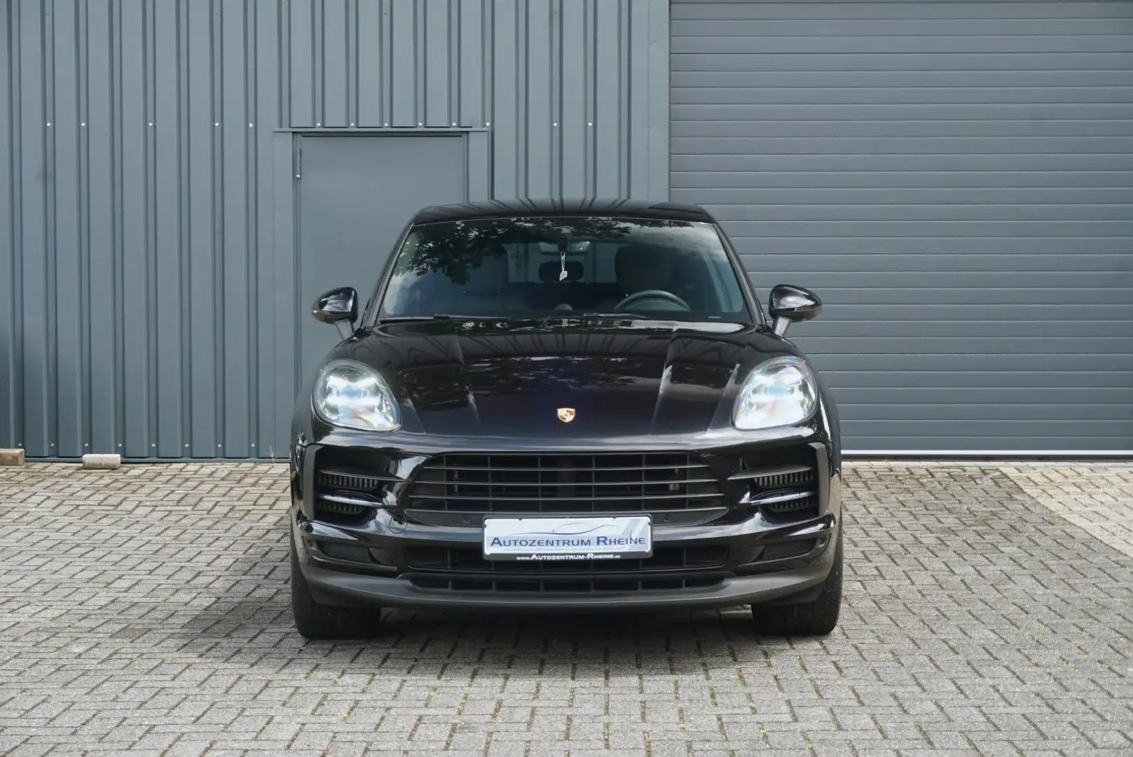 Porsche Macan S SHZ LED DAB RFK BOSE PASM Chrono Schwarz - 2