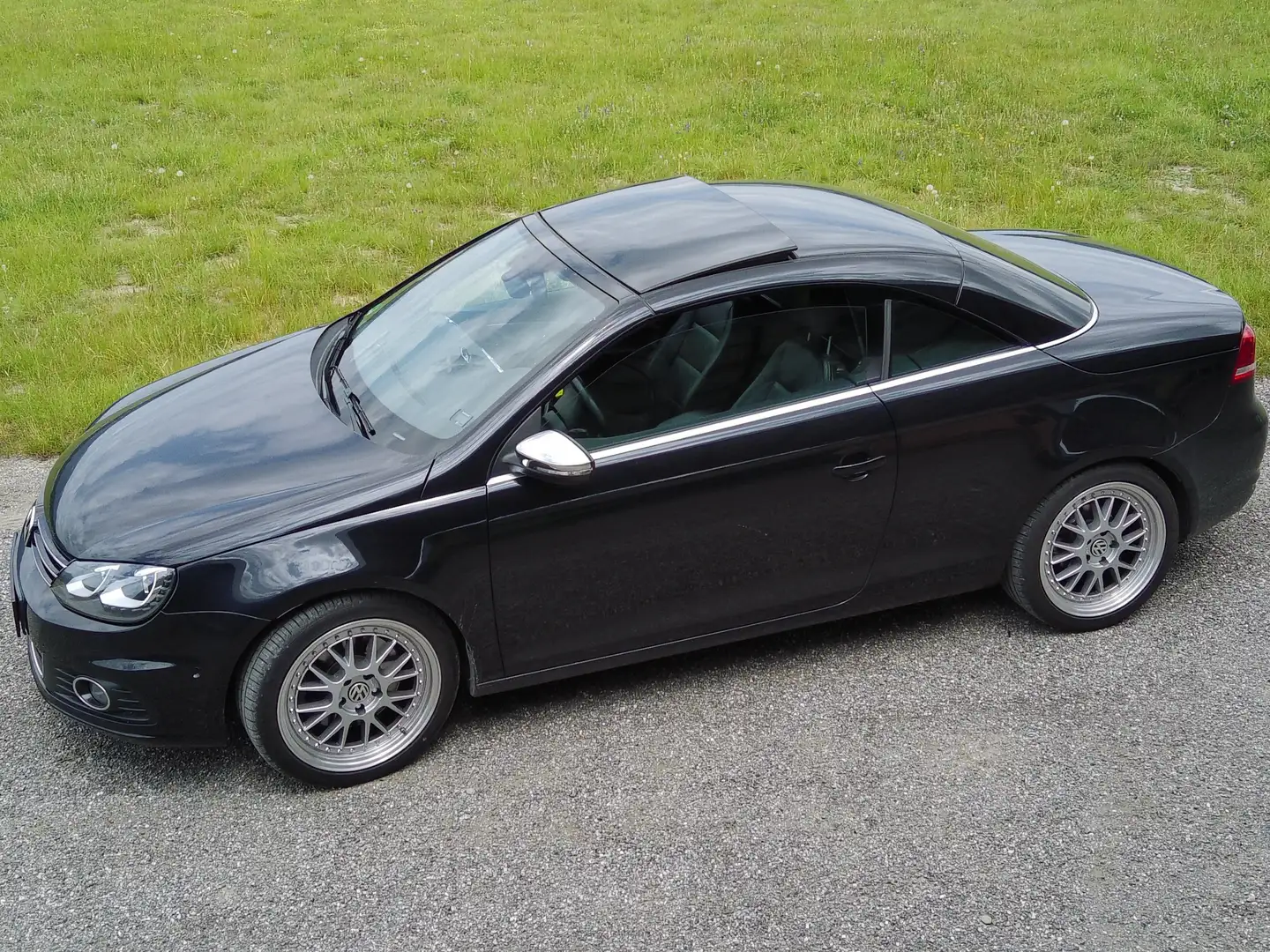 Volkswagen Eos Eos 2.0 TDI DPF DSG BlueMotion Technology Sport Schwarz - 1