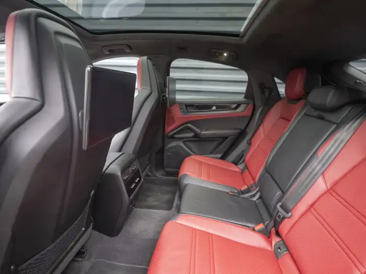Porsche Cayenne 2024, foto 33