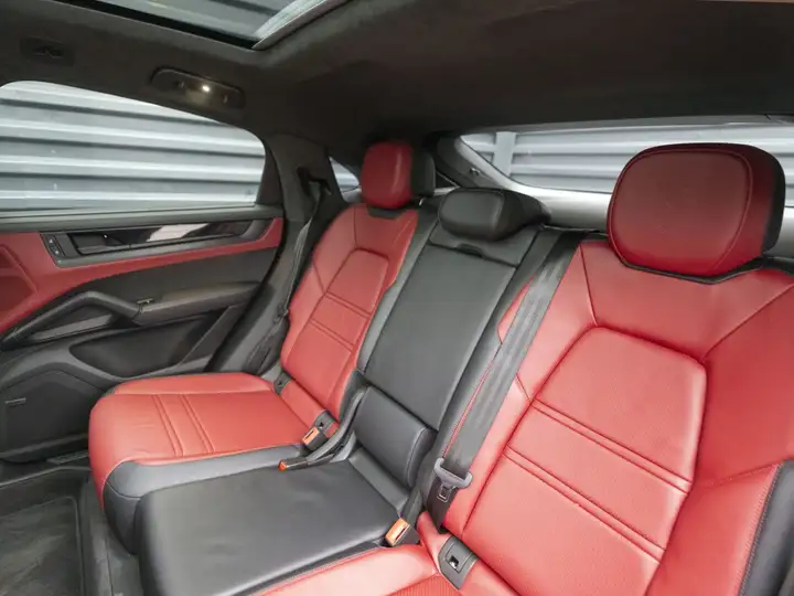 Porsche Cayenne 2024, foto 34