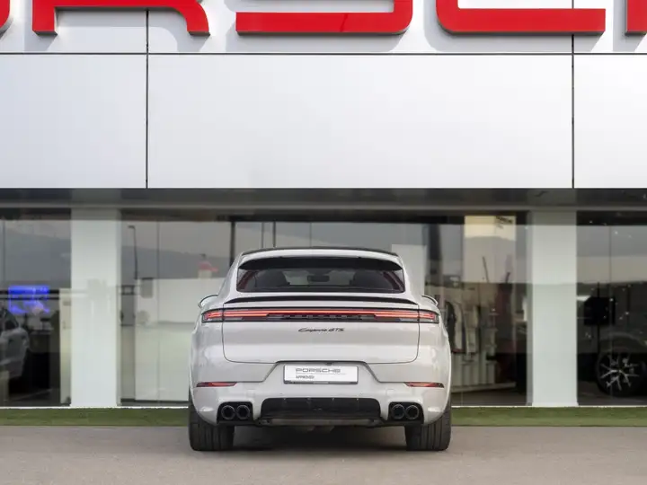 Porsche Cayenne 2024, foto 4