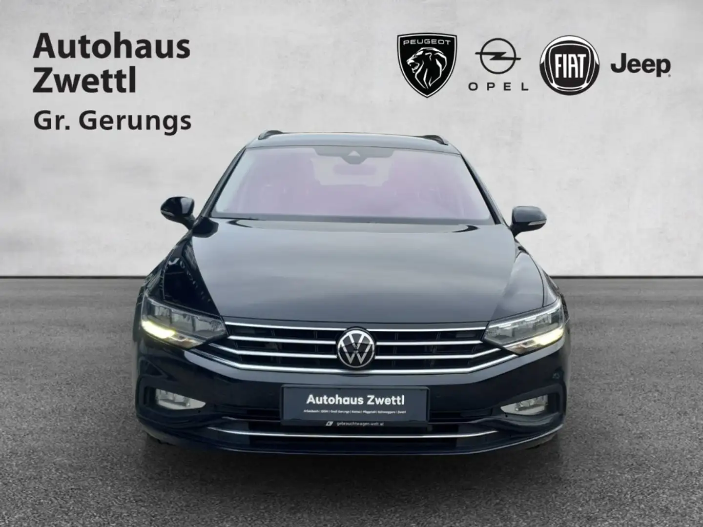 Volkswagen Passat Business Kombi 2,0 SCR DSG7 Schwarz - 2