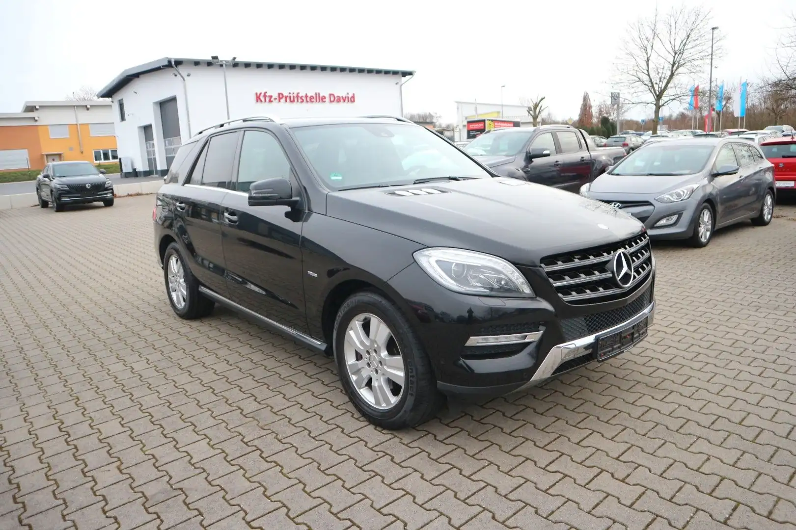 Mercedes-Benz ML 350 CDI BlueTec Siyah - 1