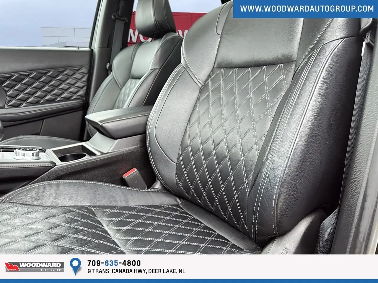 Mitsubishi Outlander снимка Mitsubishi Outlander
