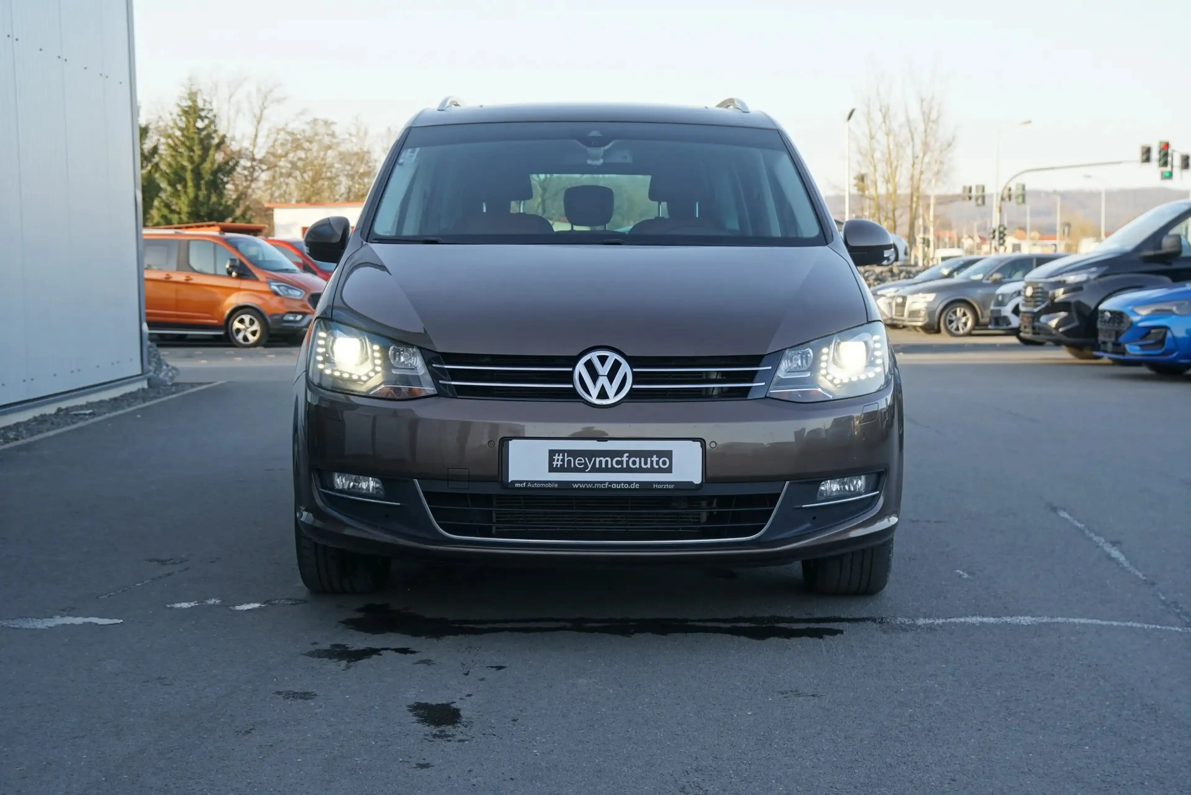 Volkswagen Sharan Sharan 2.0TDI Highline 4Motion *AHK*Standh*Pano* — photo 2