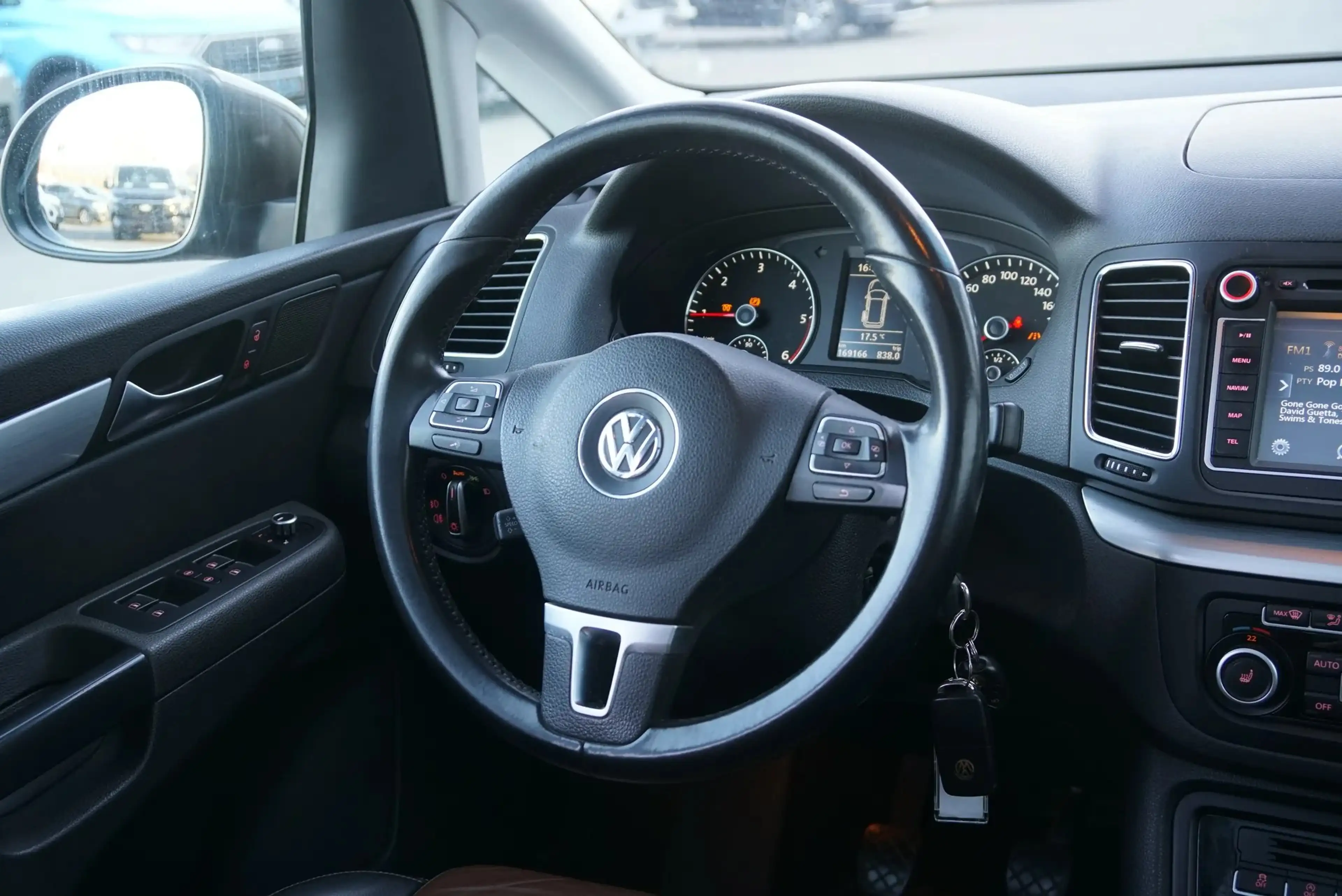 Volkswagen Sharan Sharan 2.0TDI Highline 4Motion *AHK*Standh*Pano* — photo 10