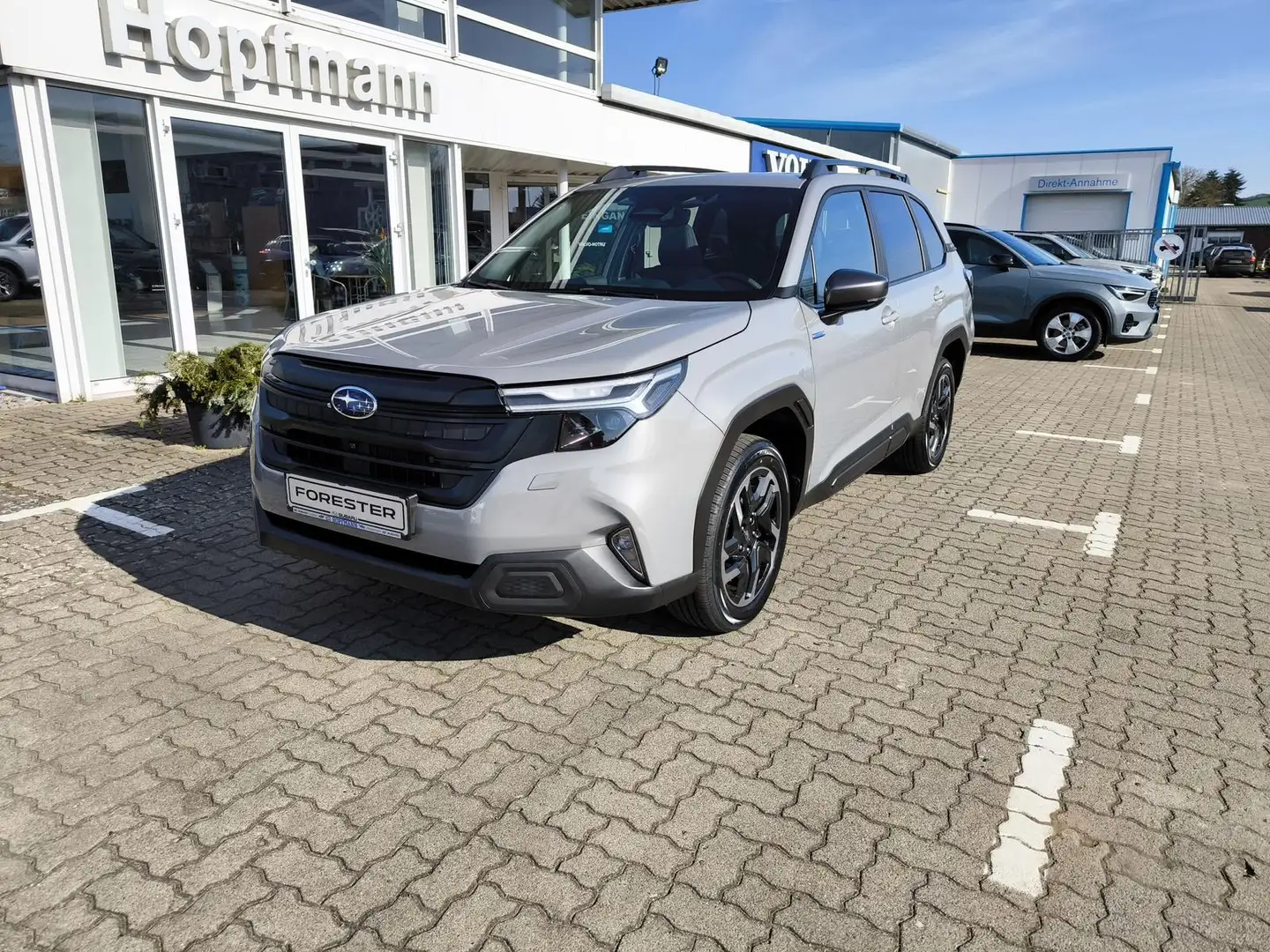 Subaru Forester 2.0ie AWD Aut. Exclusive - Behrenwolt Grijs - 1
