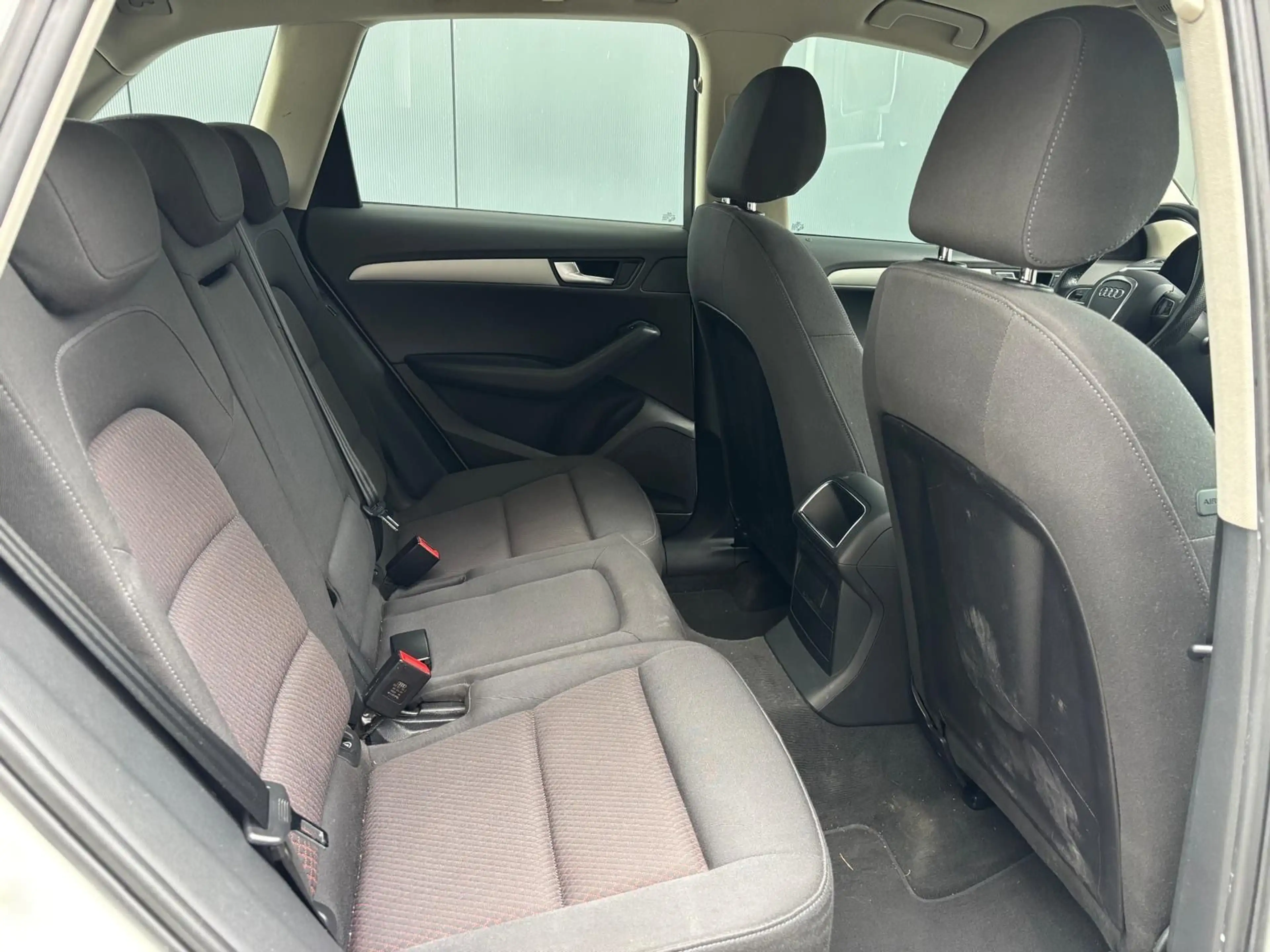 Audi Q5 2.0 TDI 125 kW quattro — photo 10