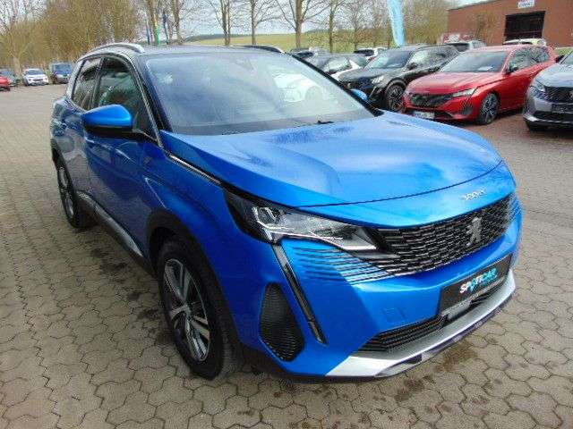 Imagine Peugeot 3008 Hybrid 225 Roadtrip