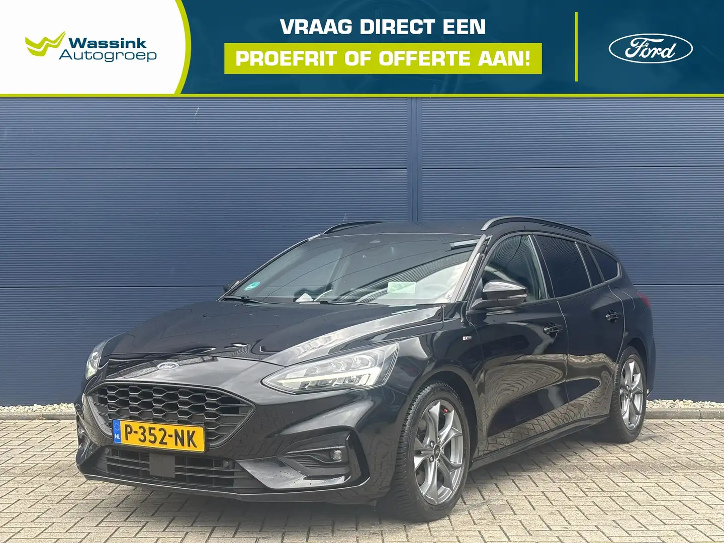 Ford Focus Wagon 1.0 EcoBoost Hybrid 125pk ST Line X Business Zwart - 1