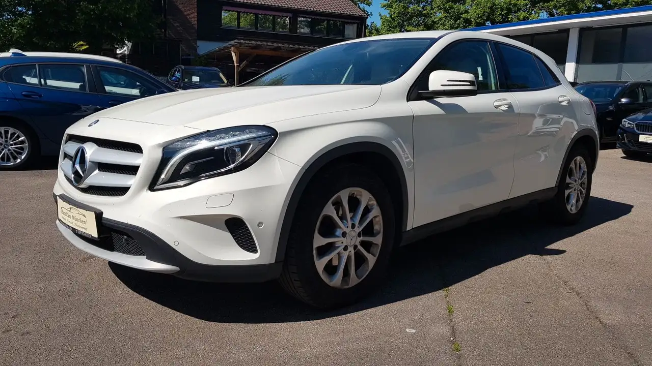 2015 Mercedes-Benz GLA 180 CDI / d, photograph 3