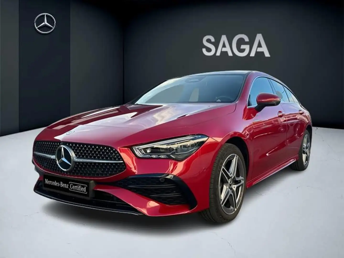 Mercedes-Benz CLA 250 250 e Shooting Brake AMG Line Červená - 1
