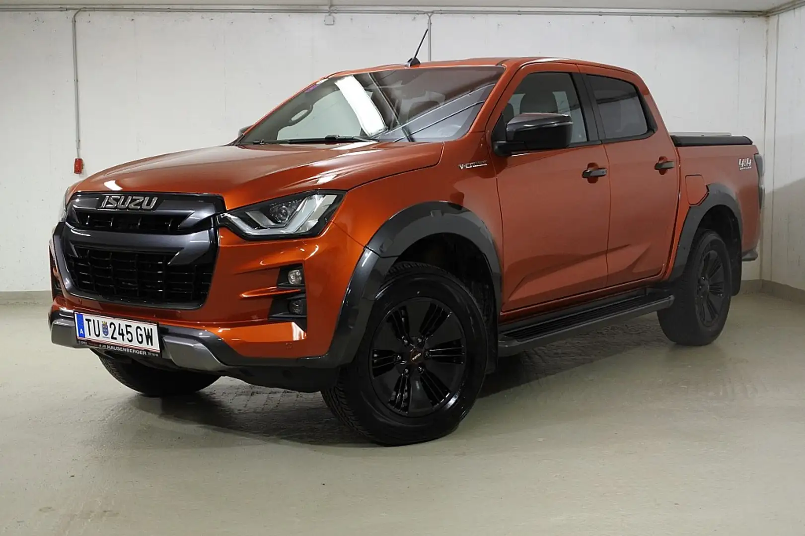 Isuzu D-Max D-MAX Double Cab 4x4 V-Cross A/T Pomarańczowy - 1