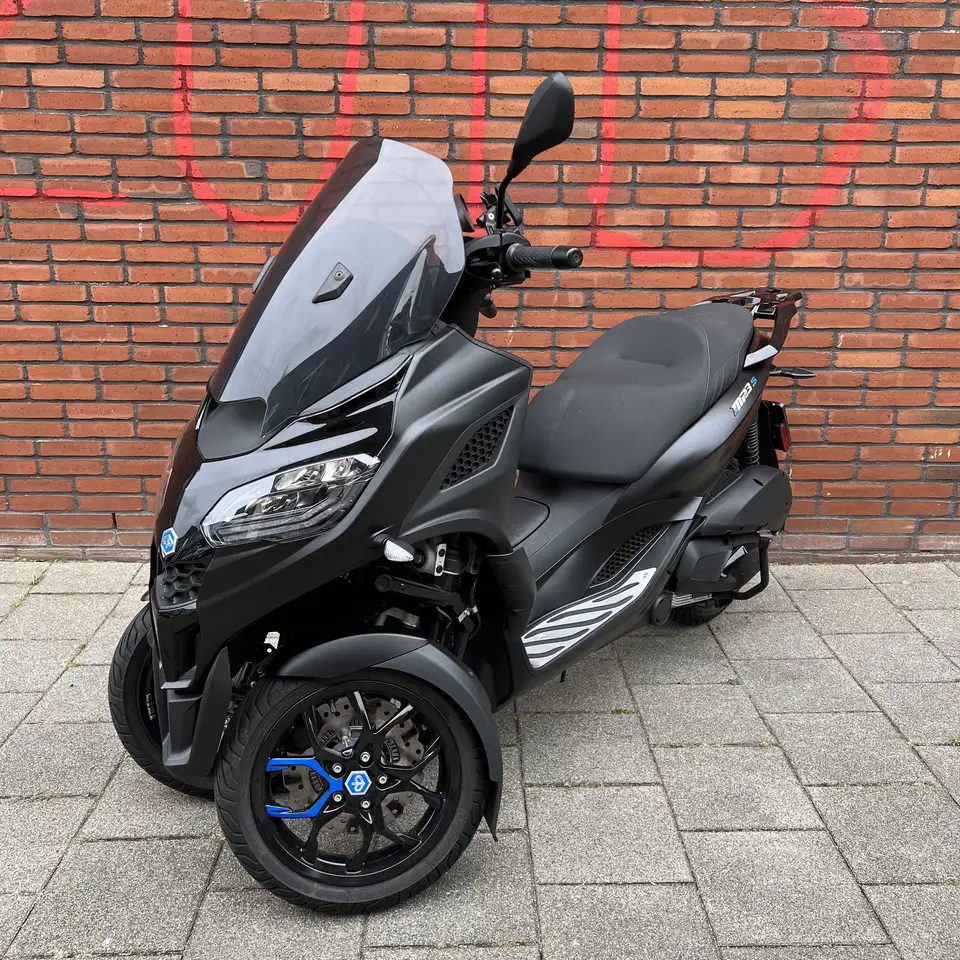 Piaggio MP3 310