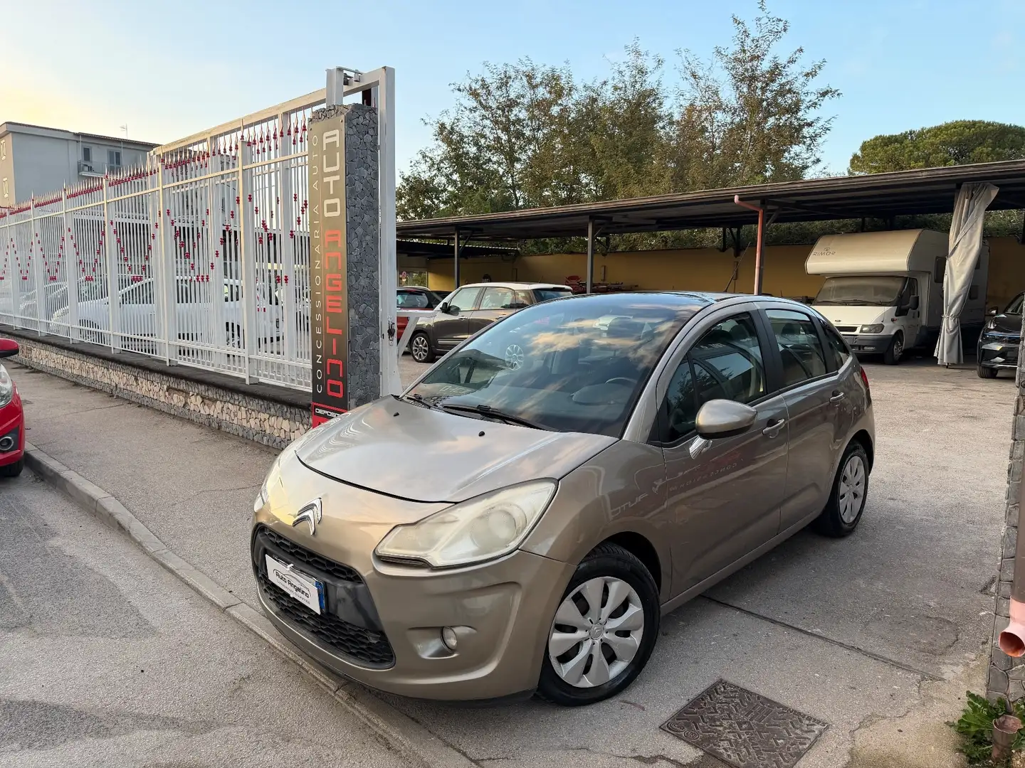 Citroen C3 C3 1.4 Perfect Eco Energy G Oro - 1