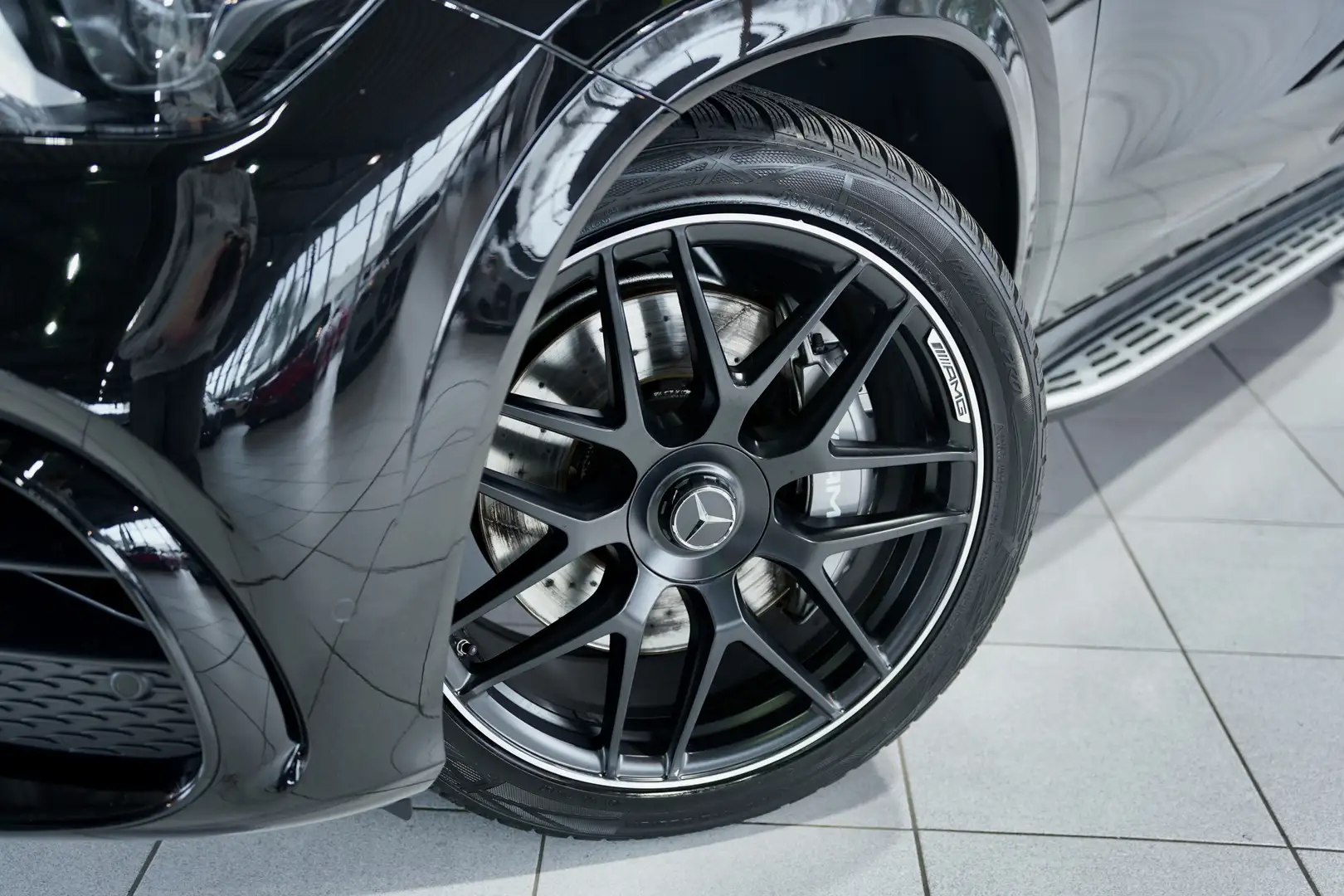 Mercedes-Benz GLE 63 AMG 4M+ Coupé *1.H *Perf-AGA *Pano *H-UP Schwarz - 2