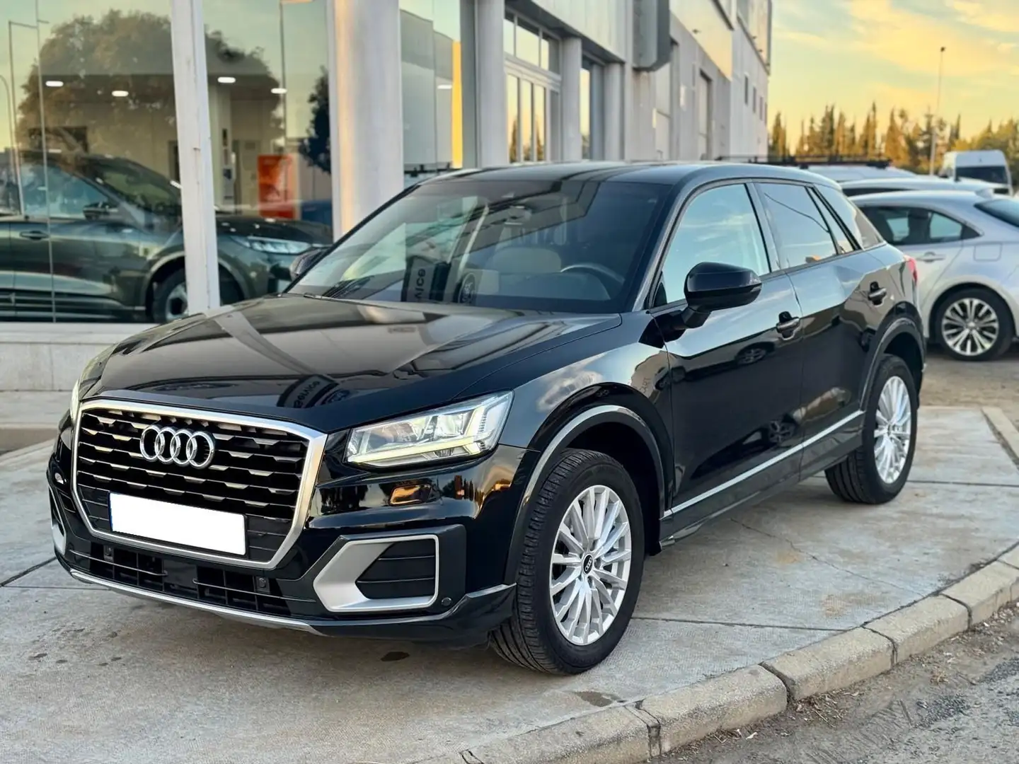 Audi Q2 30 TFSI Design 85kW Negro - 1