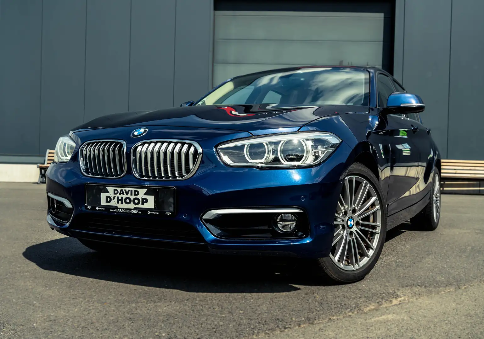 BMW 116 116i | UrbanChic | Manueel | Camera | Navi | LED Синій - 1